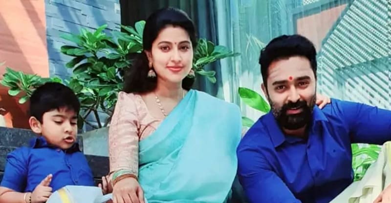 Actor Prasanna About 10th Marriage Anniversary