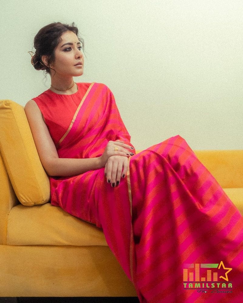 Actress Raashi Khanna Latest Photos