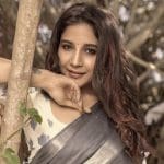 actress sakshi agarwal hot dance video viral