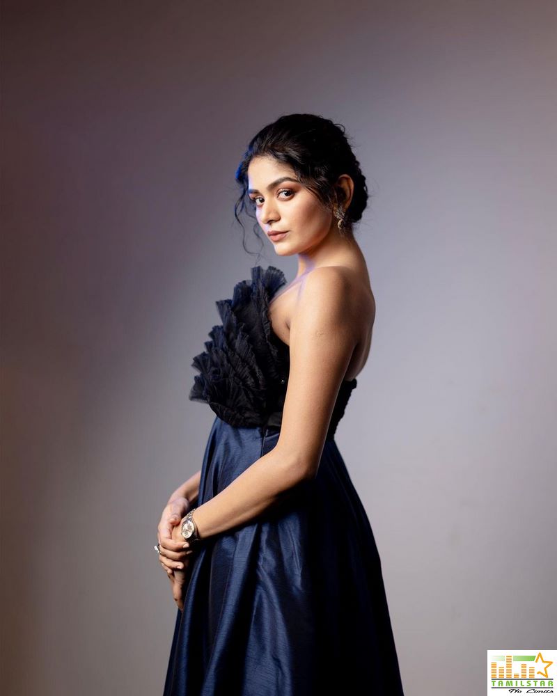 Actress AditiShankar Latest Photos