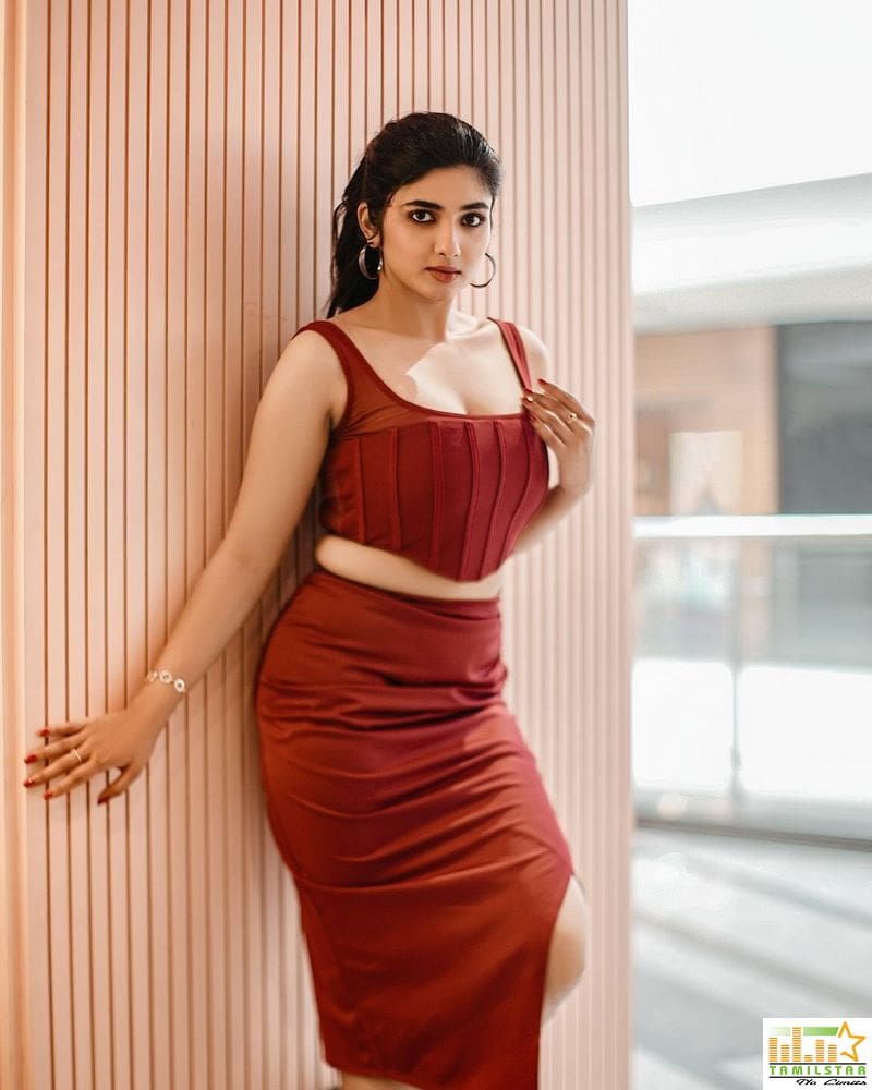 Actress PragyaNagra Latest Photos