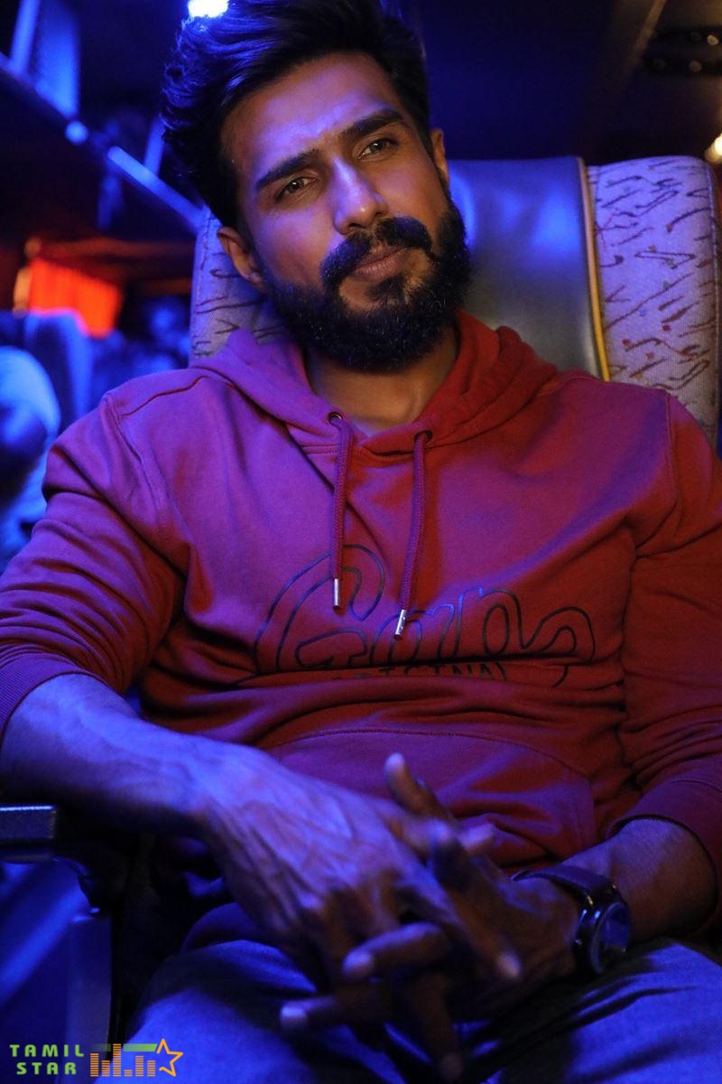 Actor Vishnu Vishal Stills - Tamilstar