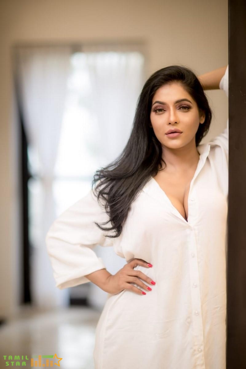 Actress Reshma Pasupuleti Latest Photoshoot (11)