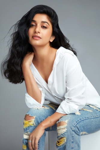 Actress-Meera-Jasmine-Latest-Images-4