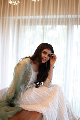 Actress Kalyani Priyadarshan Photos (11)