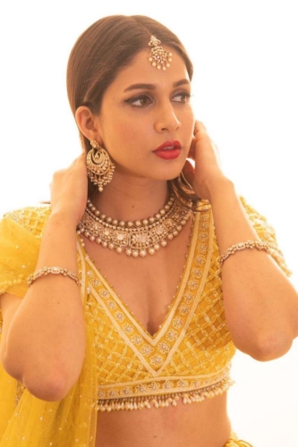 Actress Lavanya Tripati Photos (26)