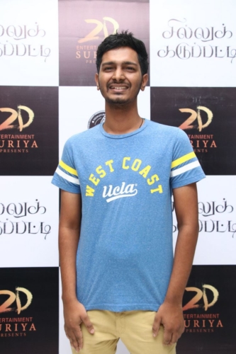 Sillu Karupatti Movie Premiere Show Photos (27)